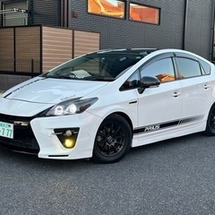 トヨタ プリウス サンルーフ付いてる コミコミ値段の画像