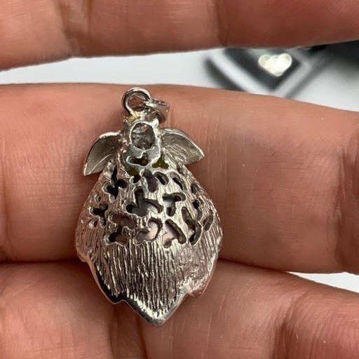 売り切れました。Pt900 プラチナ900 大粒 黒蝶真珠　パールペンダント　8.7g ダイヤモンドペンダント