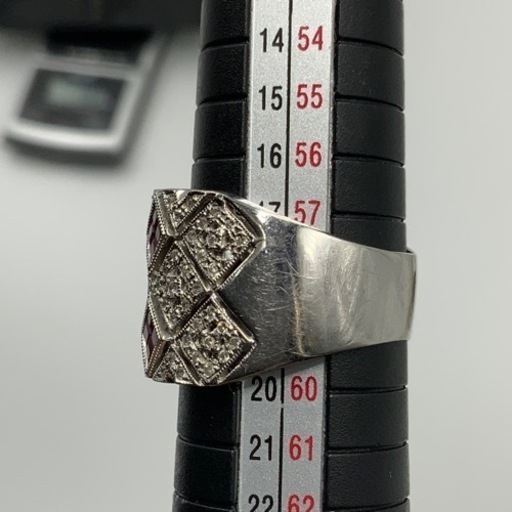 K18 18金　ホワイトゴールド　ダイヤモンド　ルビーリング　12.1g 約18号　1.58ct 0.5ct