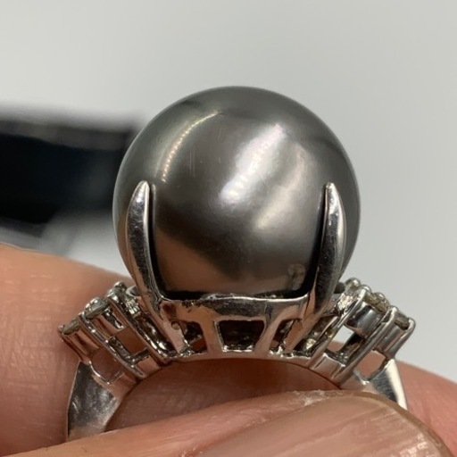 売り切れました。Pt900 プラチナ900 大粒 黒蝶真珠　指輪　パールリング　10.7g 約11号