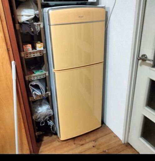 シャープ2ドア冷蔵庫　140L 美品
