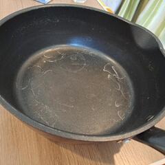 フライパン24センチ