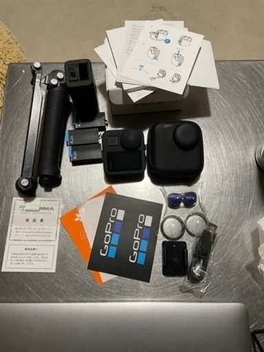 GoPromax  アクションカメラ アクションカム 充電器 バッテリー 自撮り棒3way SDカード32GB アクセサリー