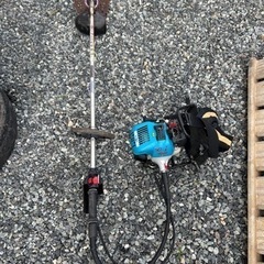 年末特価★ shindayiwa背引きスタート 背負式刈払機 イ...