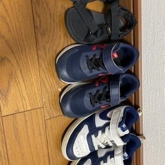 子供靴服おもちゃ