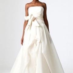 Vera Wang Deandra US6