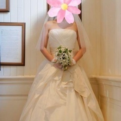 Vera Wang Deandra US6の画像