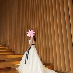 Vera Wang Deandra US6の画像