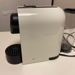 数回使用　ネスプレッソ　コーヒーマシーン　美品
