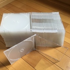 CD／DVD 空ケース　98枚の画像