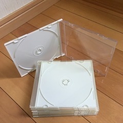 CD／DVD 空ケース　98枚の画像