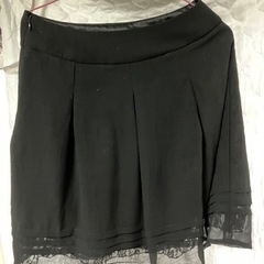 フォーマルでも着れるスカート