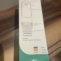 値下げ！新品　携帯用　ペット給水給餌ケース　ホワイトの画像