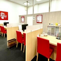 インセンティブあり! 成果を正当に評価し還元致します!!／来店型保険ショップ／店頭営業の画像