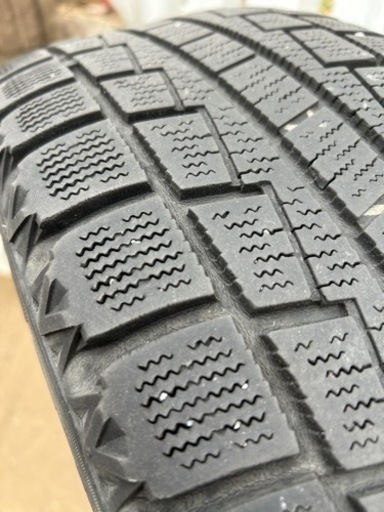 ホイール付き　スタッドレスタイヤ　15インチ　4本セット