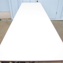 スタックテーブル　幕板付き　2100ｘ600　ホワイト　オカムラ製８１Ｂ４ＪＦ　ＭＨ４７