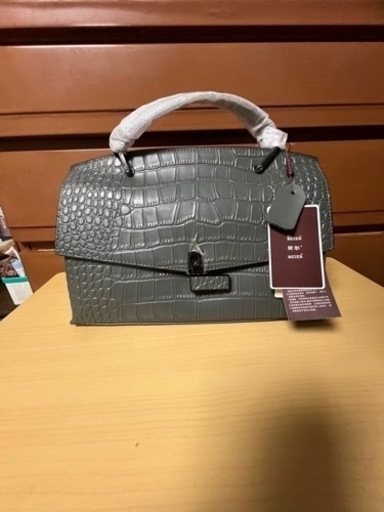 ショルダーバッグ牛革ハンドバック