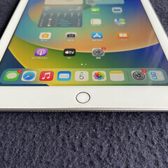 ipad 2017第5世代 wi-fi-cell 32GB silver バッテリー84％ A