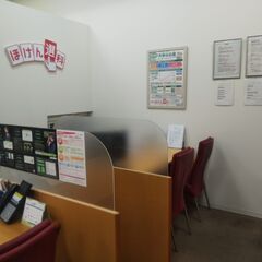★3ヵ月に1度インセンティブあり★来店型保険ショップ★店頭営業★の画像