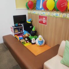 ★3ヵ月に1度インセンティブあり★来店型保険ショップ★店頭営業★の画像