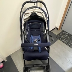 コンビ　combi ベビーカー　両面対応　メチャカルハンディ　4キャス