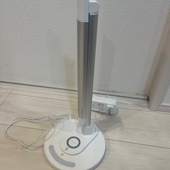 卓上ライトの画像