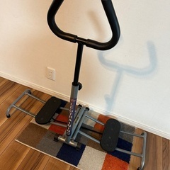 脚やせに！レッグトレーニングマシン