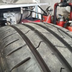ﾊﾞﾘ溝 225/45R17 2022年 ﾊﾝｺｯｸ 夏ﾀｲﾔ 2本 組み換え可能の画像