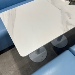引き取り限定　店舗家具　人工大理石テーブル　比較的きれい 金額は...