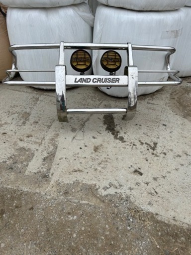 80系ランドクルーザーフロントガード