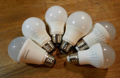 LED 電球　いろいろ8 個