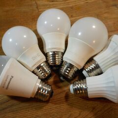 LED 電球　いろいろ8 個