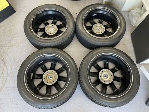 Reverson R8 18インチタイヤ×ホイール 18 × 8.0J 6H PCD139.7 ＋38 φ106.2 ハイエース スタッドレス VRX2 225/50R18 95Q 2020年製 札幌