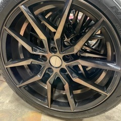 タイヤホイールの画像