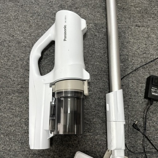 Panasonic パワーコードレス掃除機　サイクロン