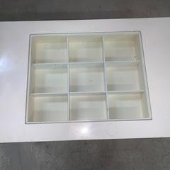 コレクションテーブル   ホワイトの画像