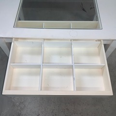 コレクションテーブル   ホワイトの画像