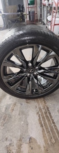 LSレクサスFスポーツ　ホイル