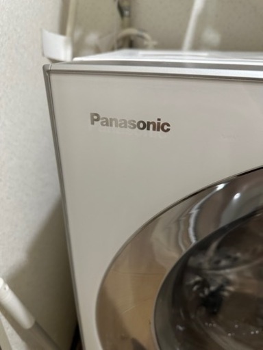 パナソニック ドラム式洗濯機と洗濯機の棚