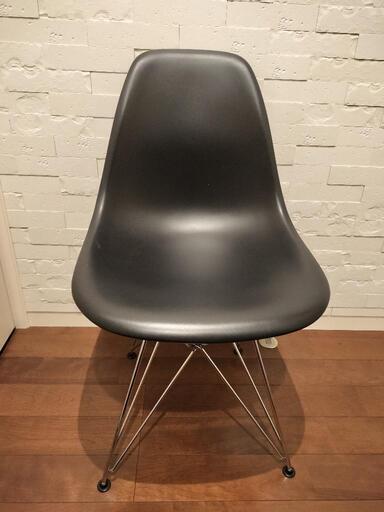 イームズ　シェルチェア リプロダクト品