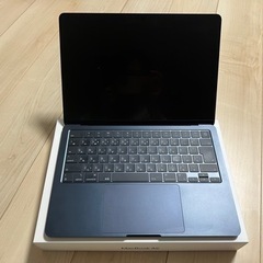 Apple MacBook Air 13.6インチ M2チップ搭載