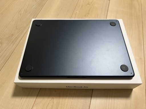 Apple MacBook Air 13.6インチ M2チップ搭載
