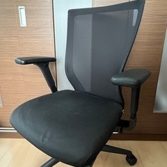 オフィスチェア　購入時8万円　