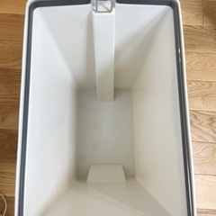 アスベル フタ付きゴミ箱 エバンペダル　45lの画像