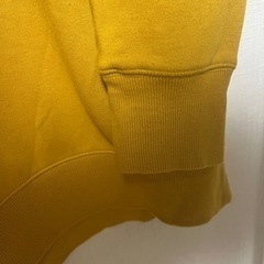 GU ジーユー　スウェットプルオーバー　中古品の画像