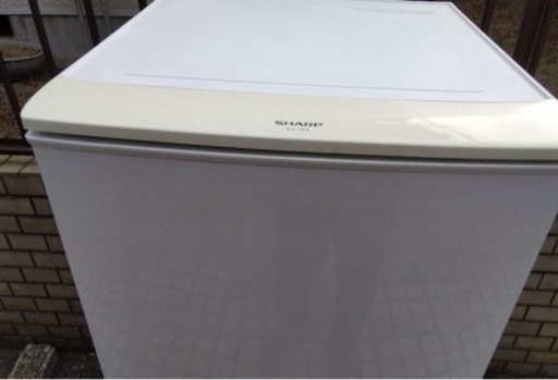 SHARP ノンフロン冷凍冷蔵庫2ドアー　137L