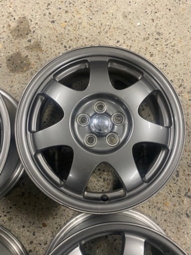 値下げしました　20型プリウス（ZVW20）純正ホイール4本