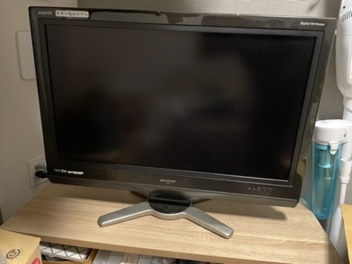 AQUOSシャープ　テレビ32型