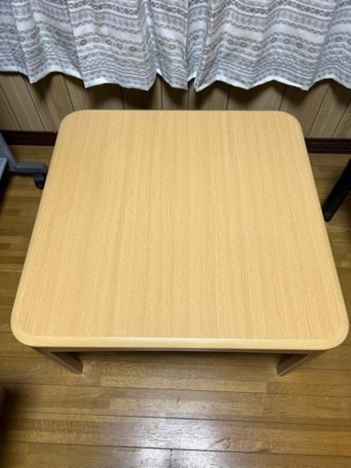 コタツテーブル
