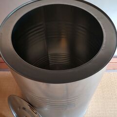 豊年貯米缶 穀物貯蔵缶 米穀貯蔵缶 貯米缶 （亜鉛引鋼板製）　※2/13日まで限定値下げの画像